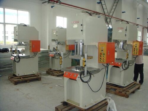 生產(chǎn)車(chē)間